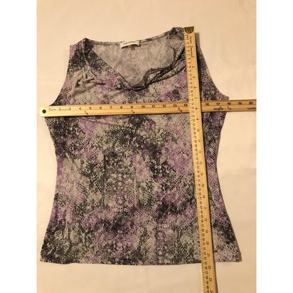 Calvin Klein ladies snakeskin mob wife sleeveless blouse Sz Small Purple office - Picture 4 of 6